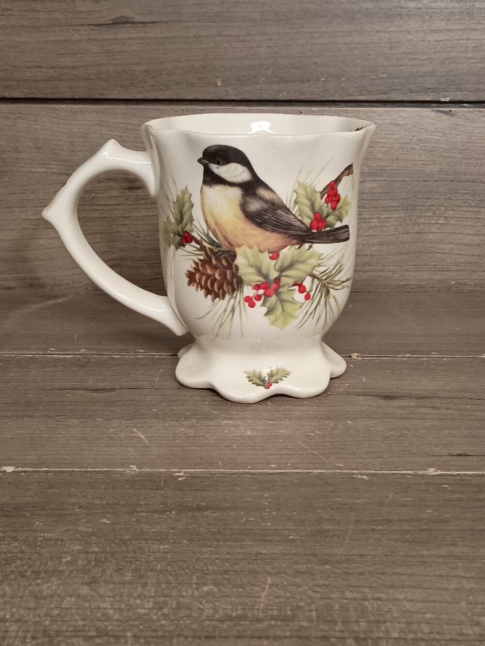Cracker Barrel Holiday Garden Let Heaven and Nature Sing Christmas Mug